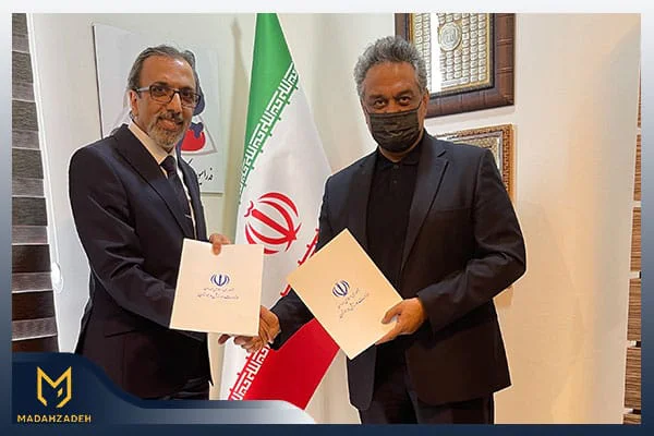 همکاری با فدراسیون اسکواش